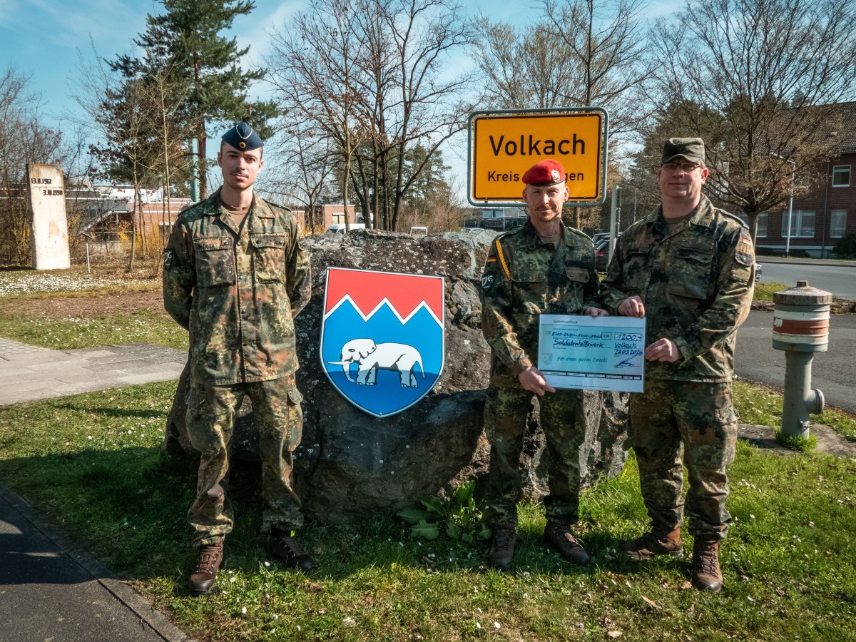 Erbsensuppe für den guten Zweck: Volkacher Elefantenbataillon sammelt 1.200 Euro für Soldatinnen und Soldaten in&nbsp;Not