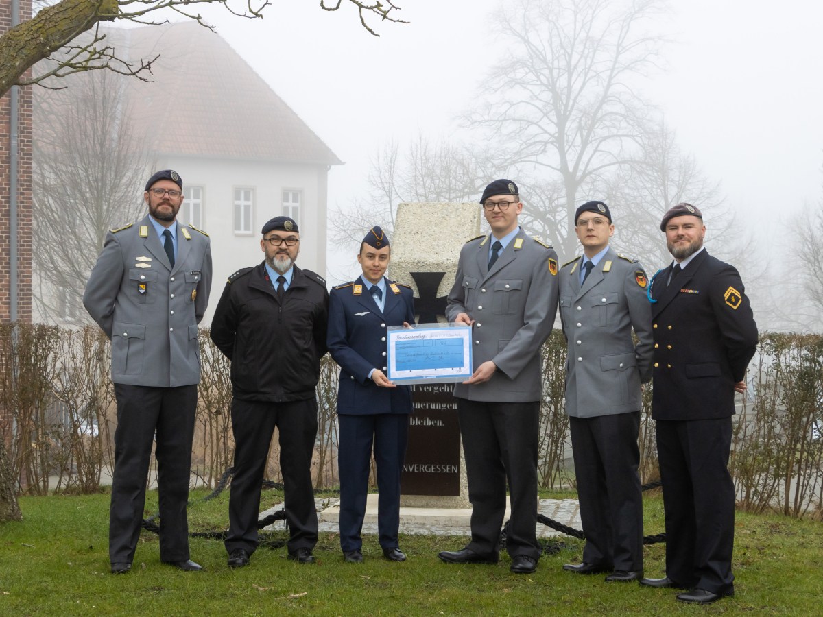 „Spende des II. Zug der 3. Inspektion des Ausbildungszentrum Cyber- und Informationsraum Außenstelle&nbsp;Flensburg“